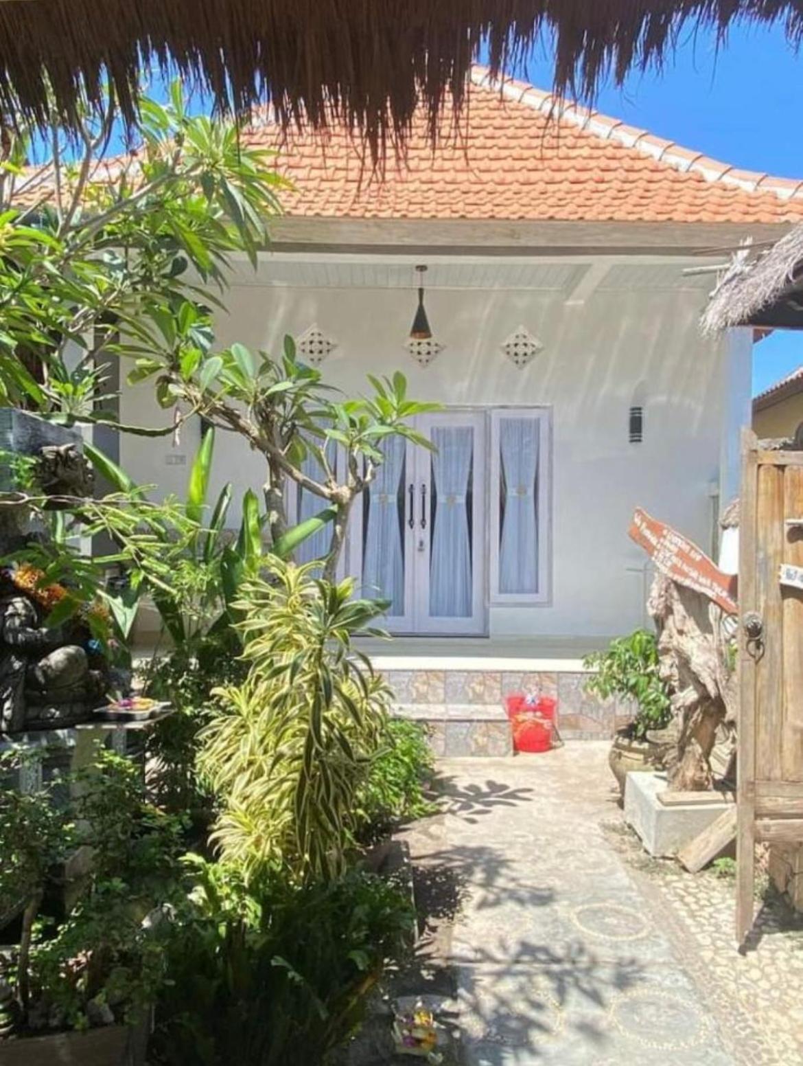 Pondok Kana And Hostel By Ecommerceloka Batununggul Екстериор снимка